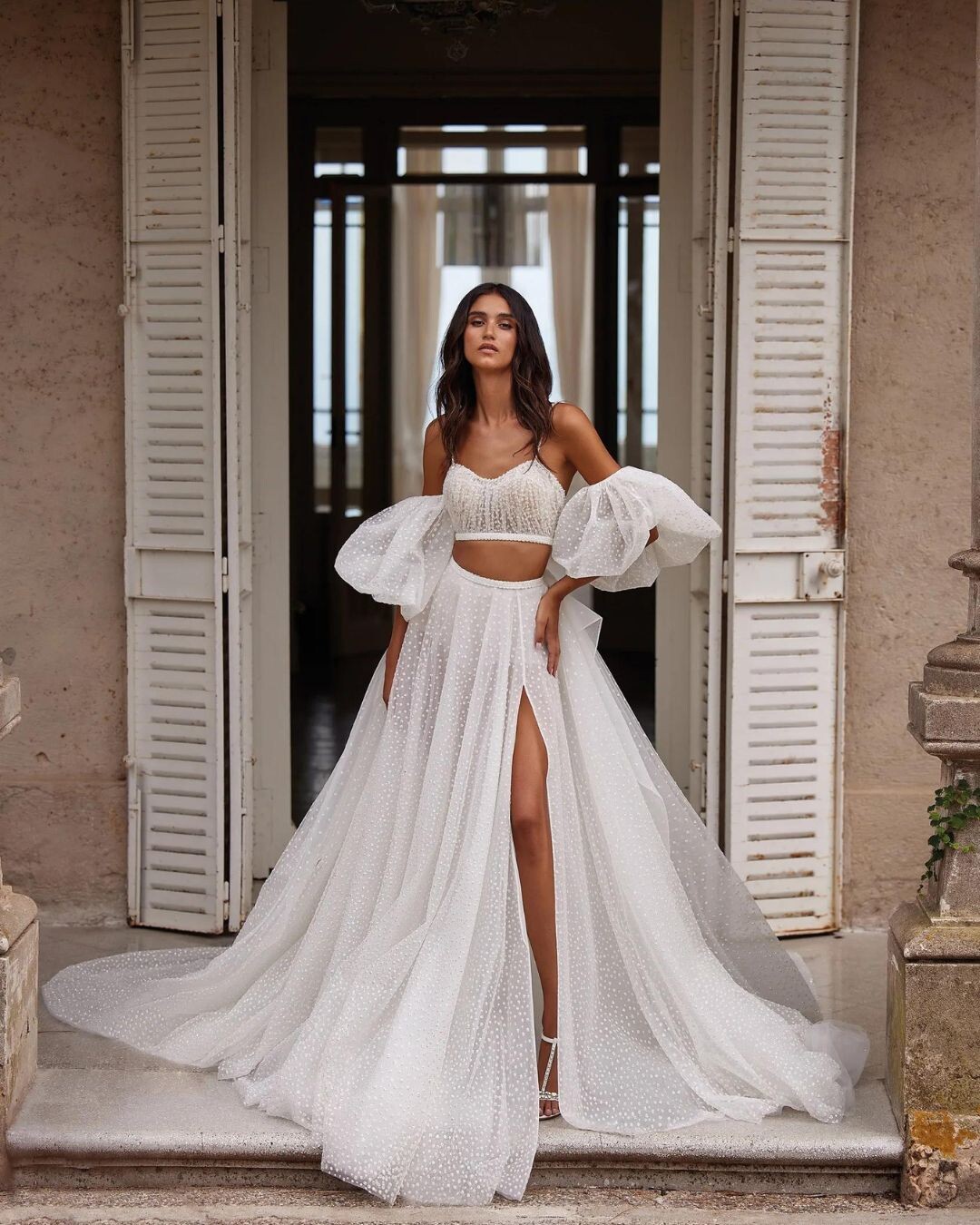 Nicole Milano Panya trouwjurk met croptop